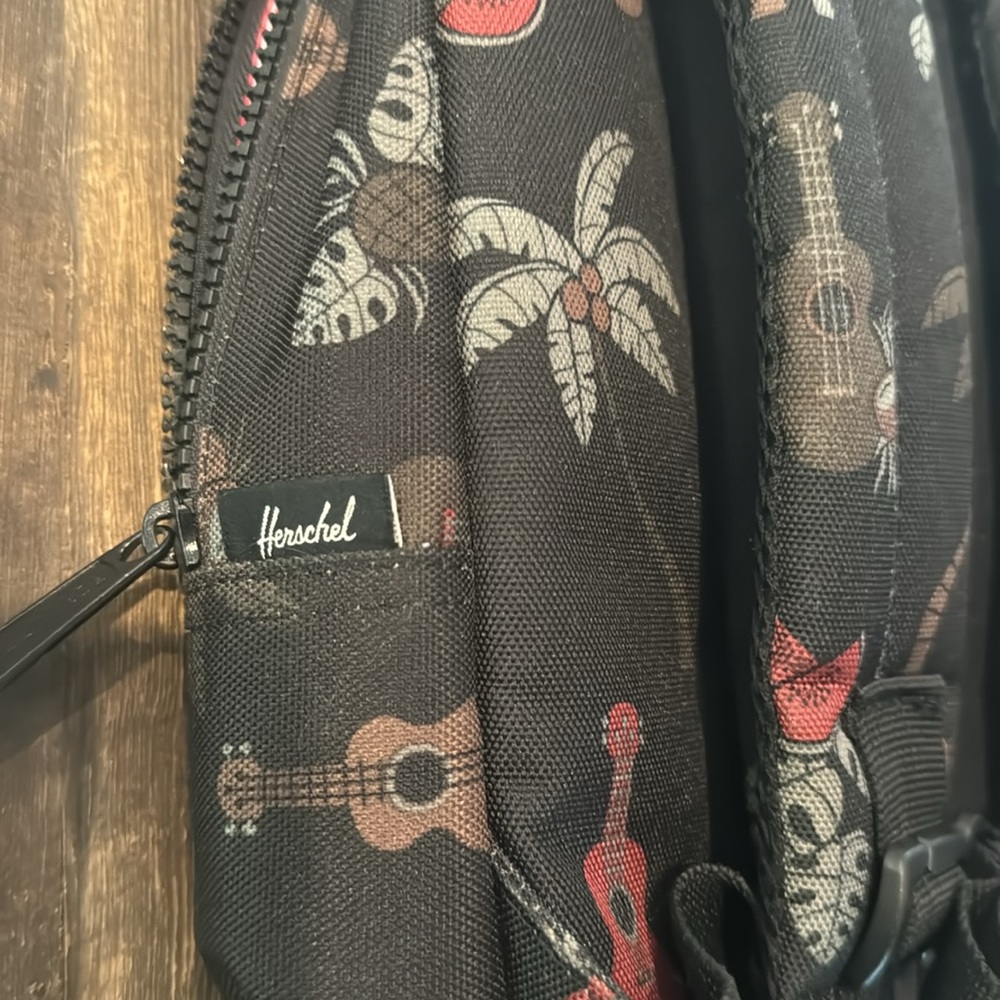Herschel Mini Backpack - Picture 4 of 11